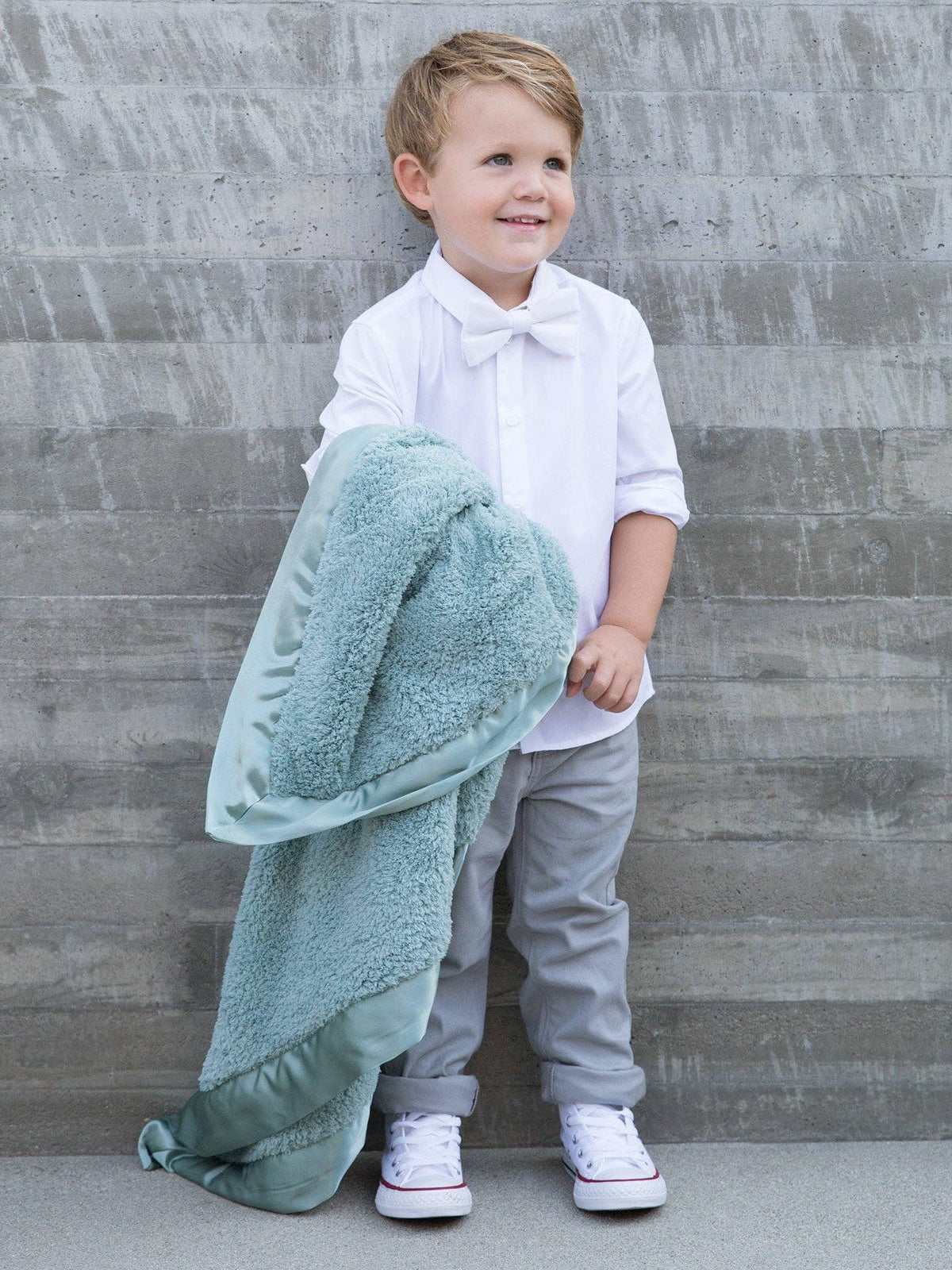 Little Giraffe - Chenille Baby Blanket: Unboxed / Cornflower