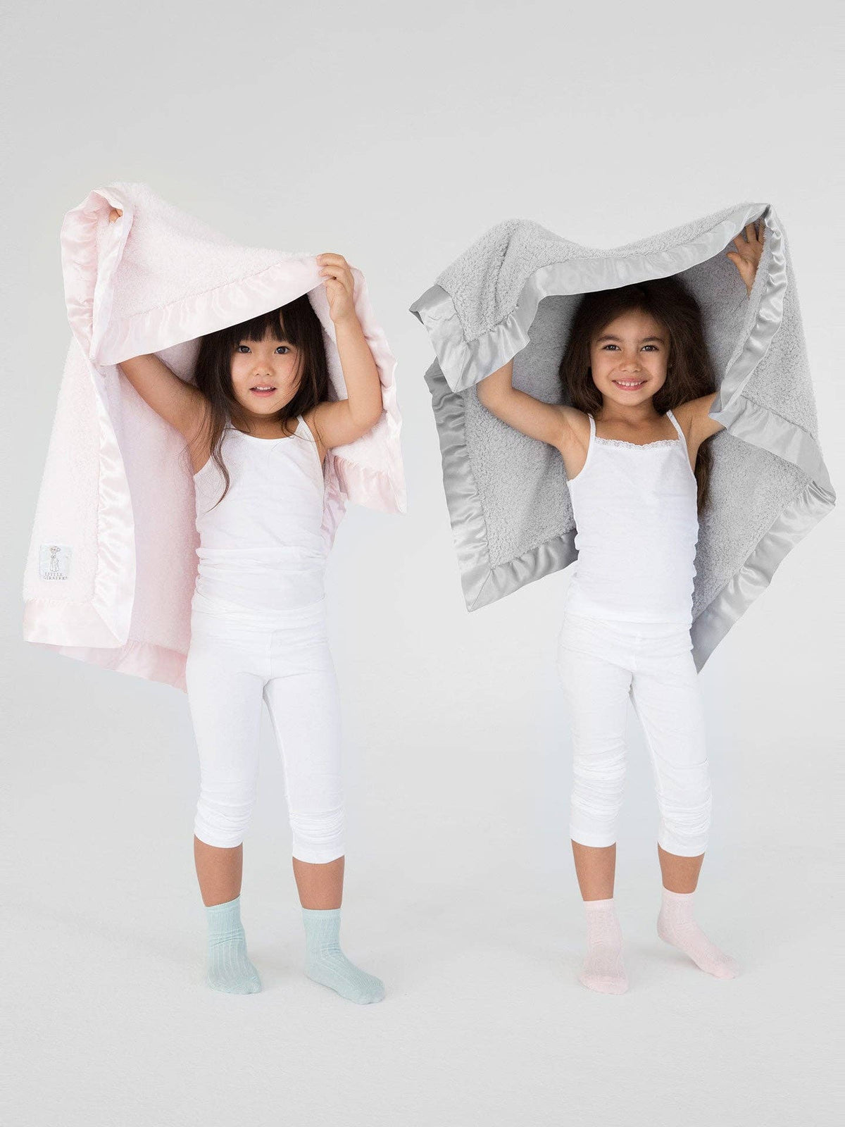 Little Giraffe - Chenille Baby Blanket: Unboxed / Cornflower