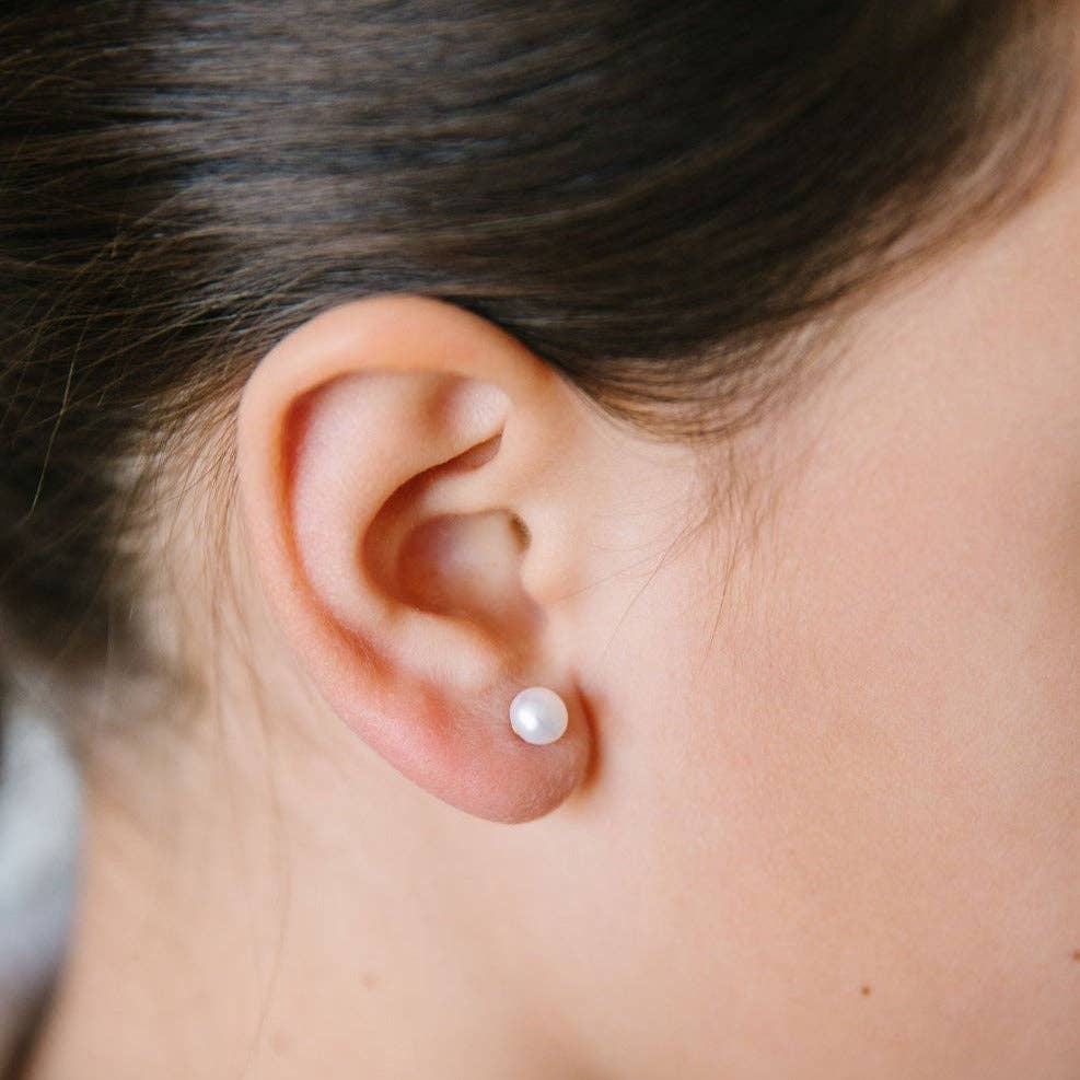 Pearl Hypoallergenic Studs